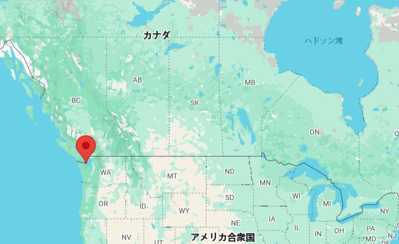ビクトリアの位置を示す地図でカナダの南西にピンが刺さっている
